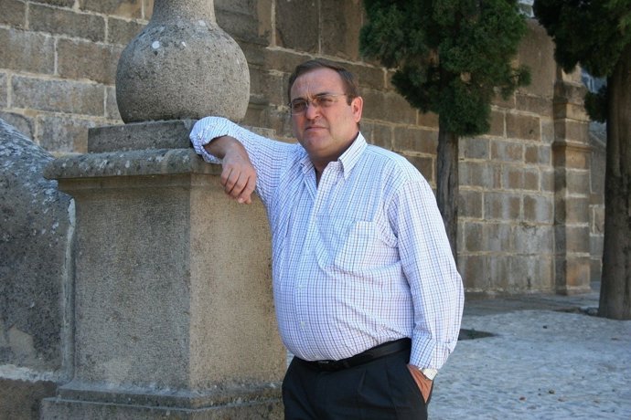  El Ingeniero Agrónomo Y Técnico Del Ifapa, Victorino Vega