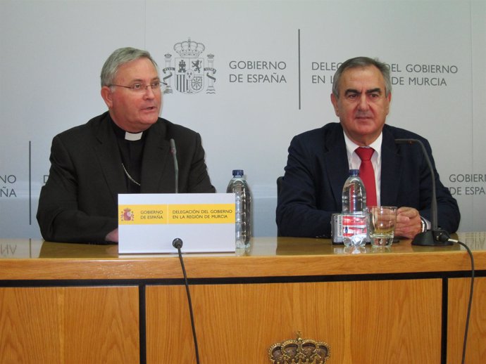 El Delegado Del Gobierno Y El Obispo De La Diócesis De Cartagena