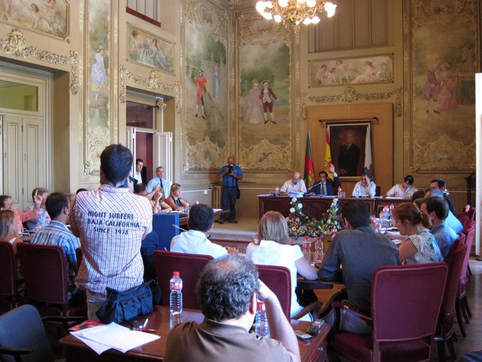 Pleno Del Ayuntamiento De Torrelavega