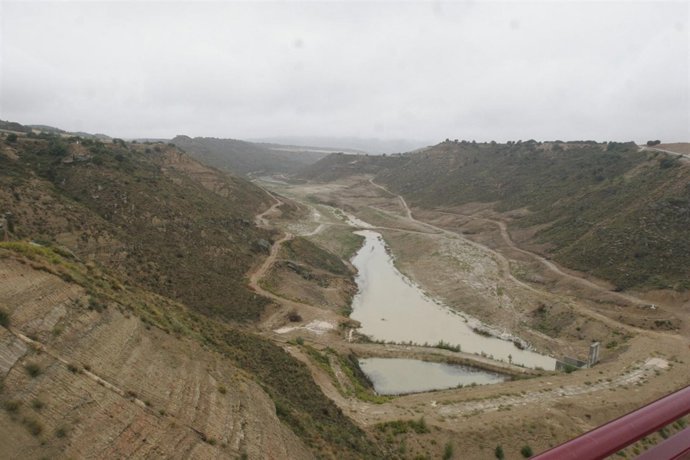 Pantano de Montearagón en Huesca