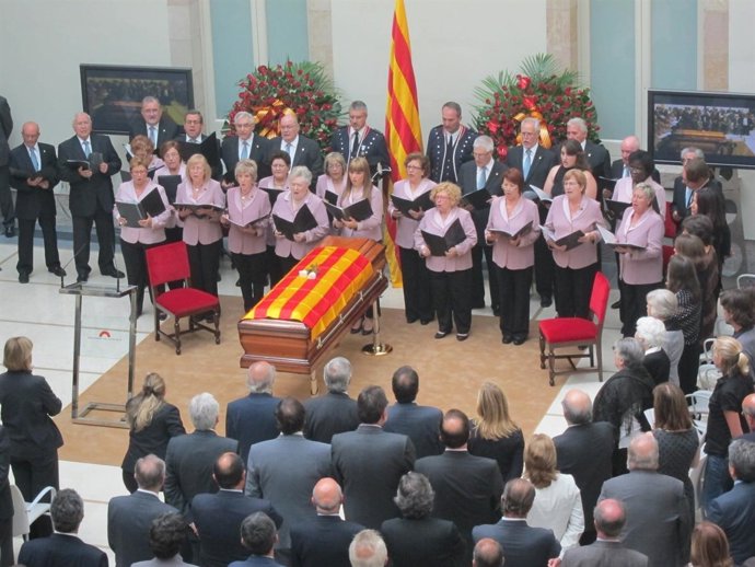 Homenaje Barrera En El Parlament