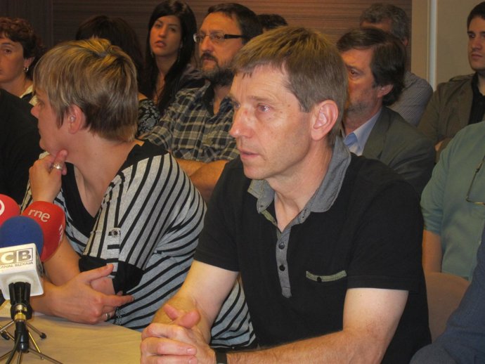 Rufi Etxeberria En Una Comparecencia De La Izquierda Abertzale