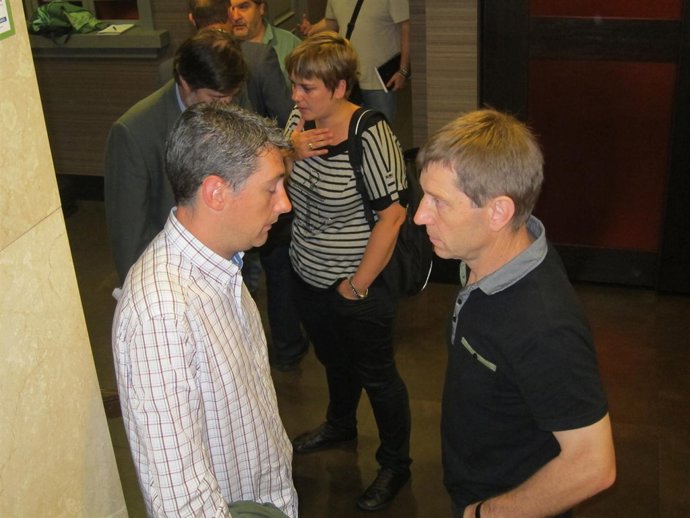 Rufi Etxeberria Conversa Con Oskar Matute (Alternatiba)