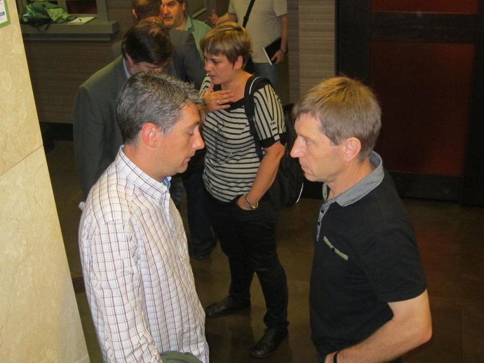 Rufi Etxeberria Conversa Con Oskar Matute (Alternatiba)