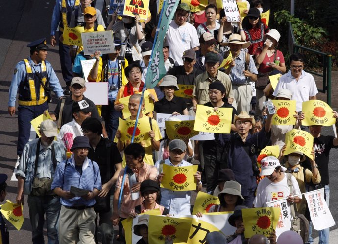 Manifestación En Japón Contra La Energía Uclear