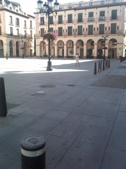 Plaza Luis López Allué De Huesca