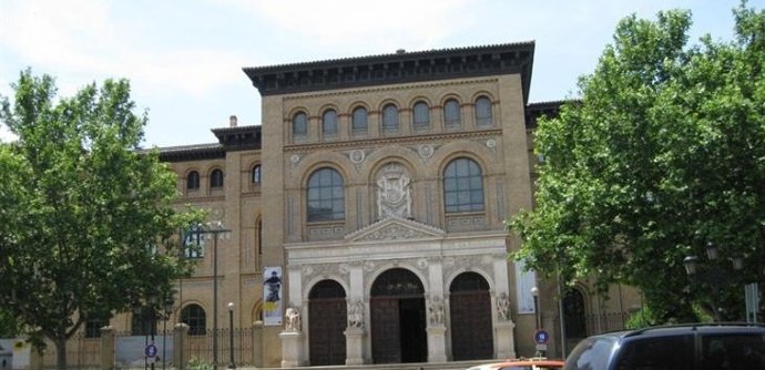 Edificio Paraninfo De La Universidad De Zaragoza