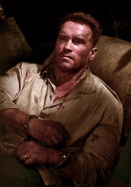 Arnold Schwarzenegger En"Daño Colateral