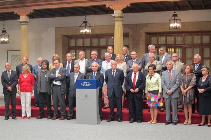 Jurado Del Pueblo Ejemplar 2011