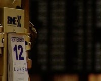 El Ibex se hunde un 3,41% y termina en 7.600 puntos