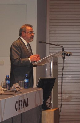 José Vicente González.