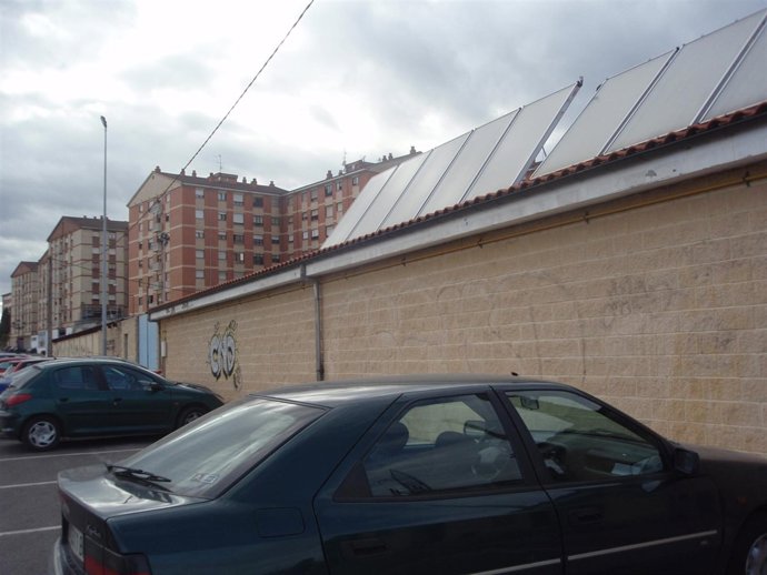 Energía Solar En El Campo De Fútbol De Matalablima