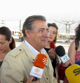 El Alcalde De Sevilla, Juan Ignacio Zoido