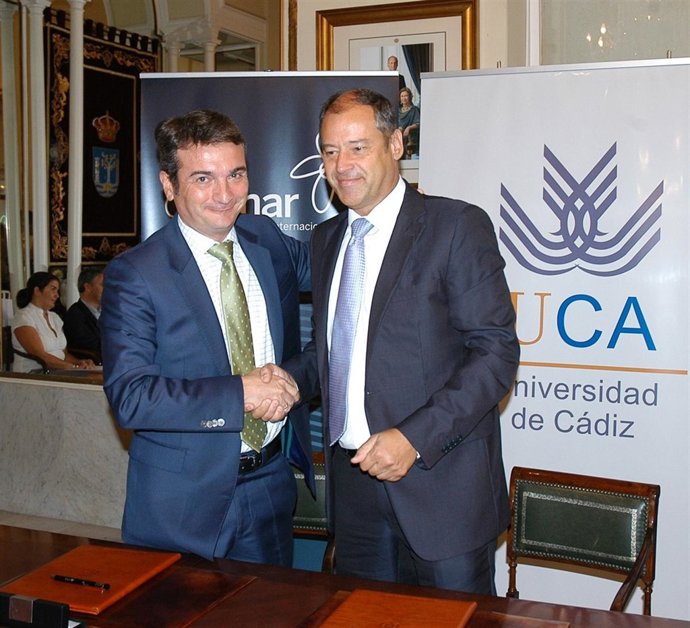 Rectores De Las Universidades De Cádiz Y Vigo Sellan Una Alianza En Temas Marino