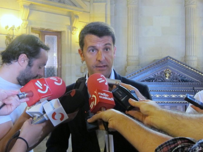 El Portavoz Del PP En El Ayuntamiento Donostiarra, Ramón Gómez.