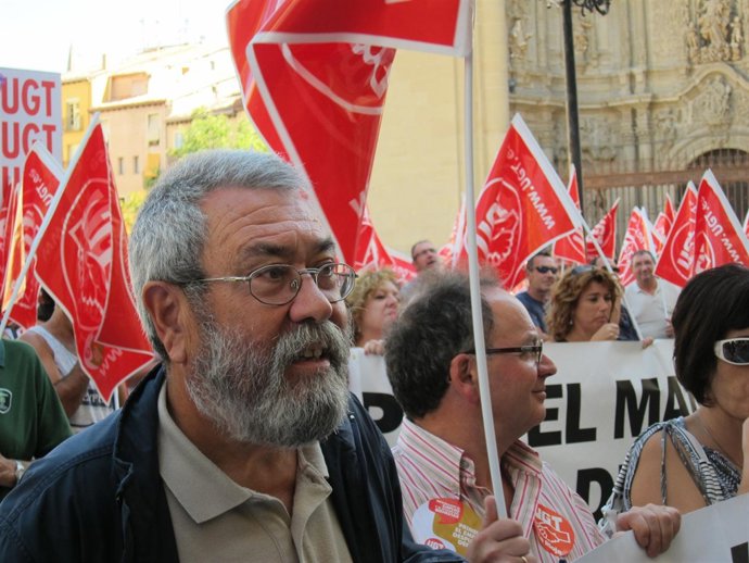 Cándido Méndez En La Plaza Del Mercado, Frente A La FER