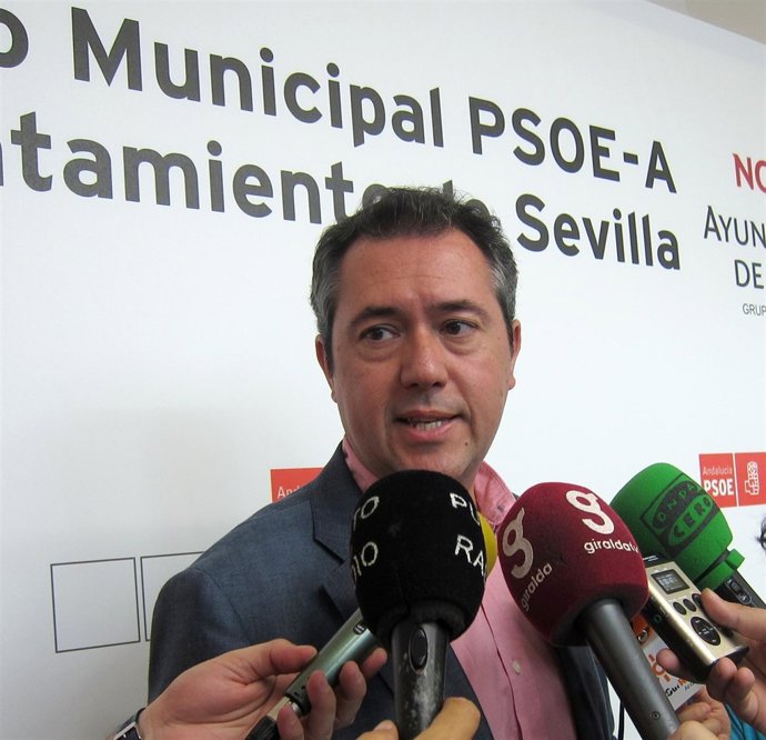 El Portavoz Del PSOE En El Ayuntameinto De Sevilla, Juan Espadas