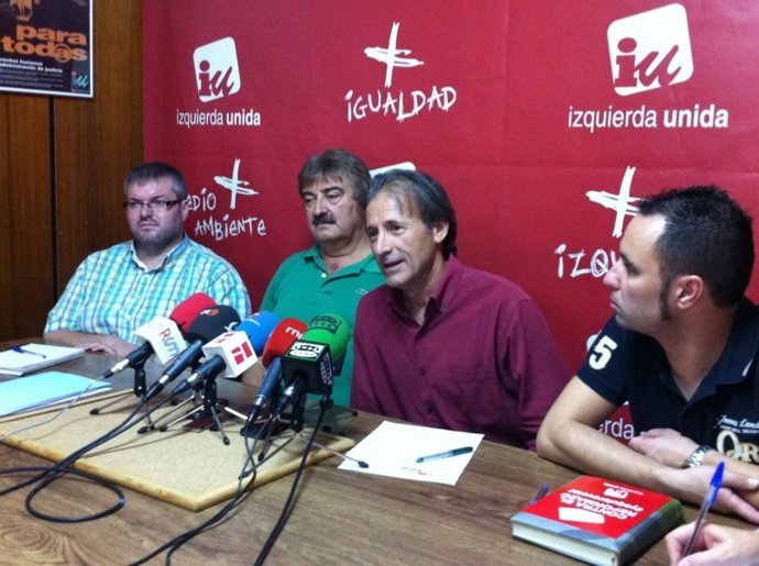 Rueda De Prensa IU 