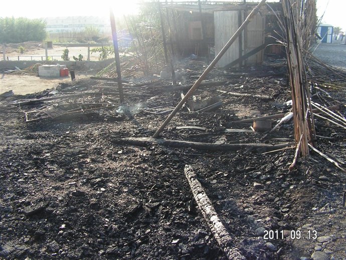 Calcinadas Varias Chozas En Salobreña