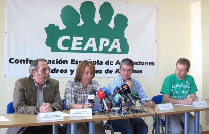 Rueda De Prensa De CEAPA Con Motivo Del Inicio Del Curso Escolar