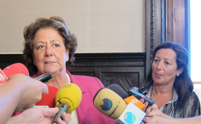 Barberá Y Hernández Tras La Reunión