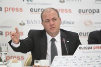 Monago propone crear una "secretaría del amor" en el PP 