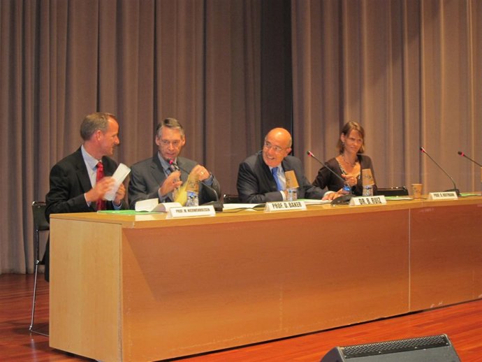 El Conseller De Salud Boi Ruiz Participa En La Inauguración Del Congreso De ISEE