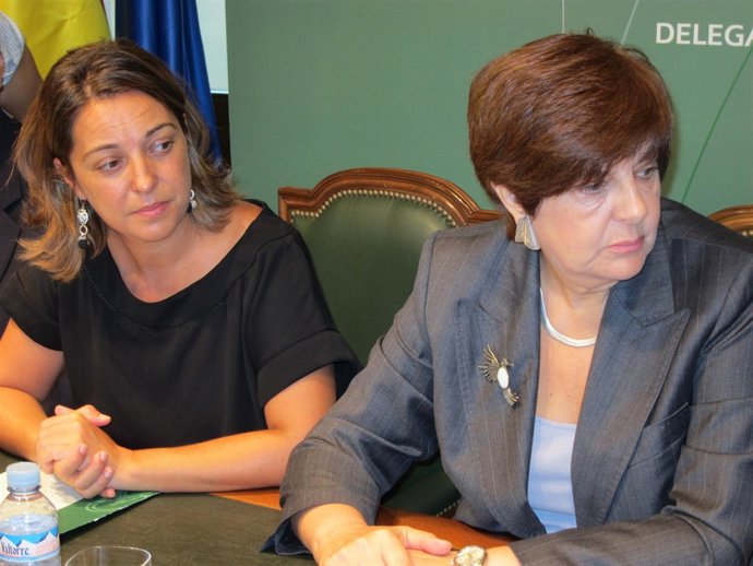 La Delegada Del Gobierno Andaluz En Córdoba Y La Consejera De Obras Públicas