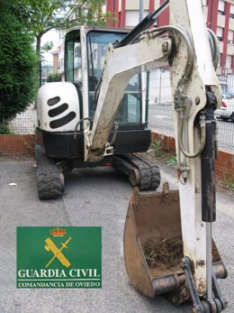 Excavadora Sustraída En Grado (Asturias)