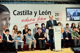 Herrera Durante La Inauguración Del Curso