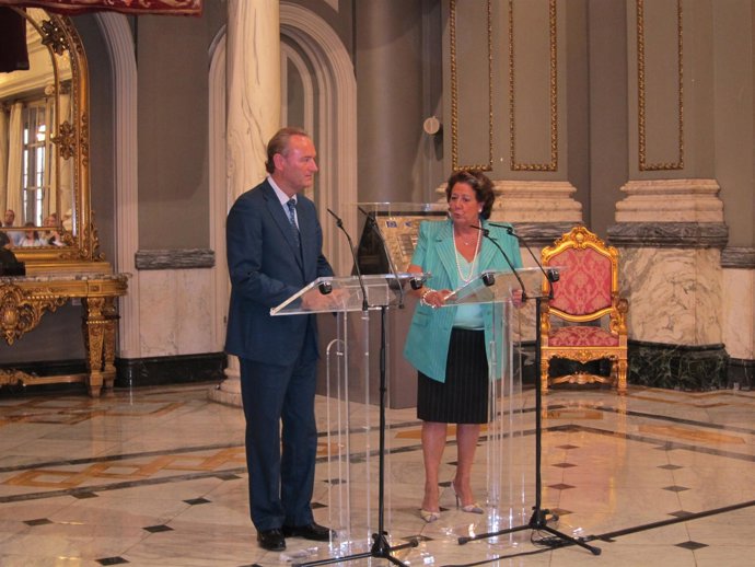 Fabra Y Barberá Ante Los Medios Tras El Encuentro Mantenido En El Consitorio