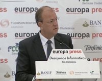 Monago defiende a Bauzá como "persona seria" que si recorta a los sindicatos lo hace por ser "estrictamente necesario"