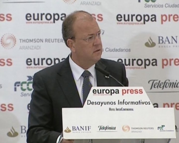 Monago: "Que los ricos den un paso al frente" 