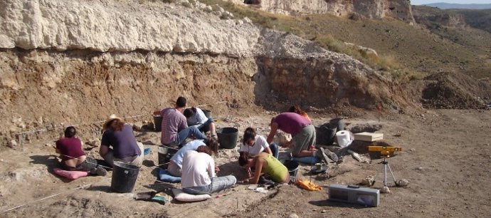 Yacimiento De La Roma 2, En Alfambra (Teruel)