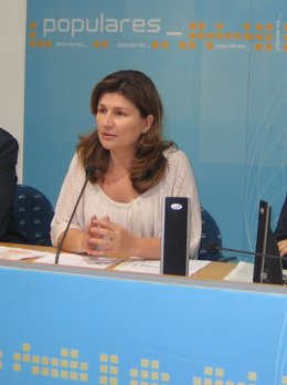La Diputada Autonómica Del PP-A, Rosalía Espinosa