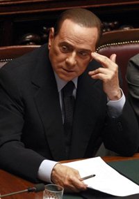 Berlusconi será procesado por complicidad en la filtración de conversaciones telefónicas