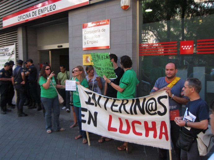 Interinos En El INEM
