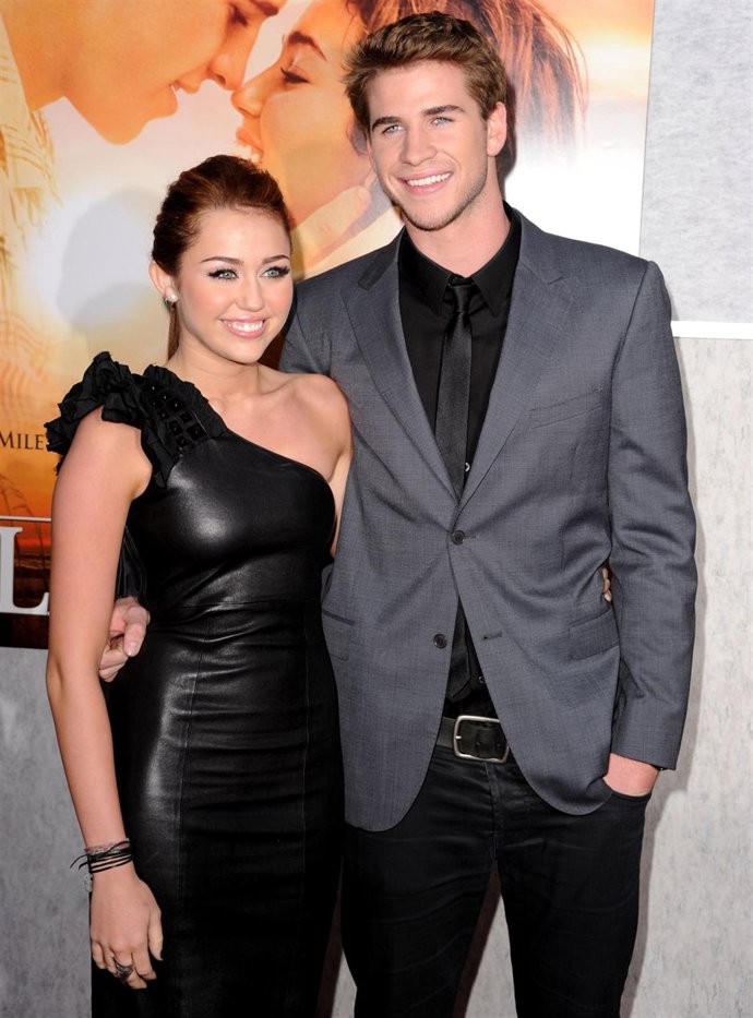 Miley Cyrus Y Liam Hemsworth
