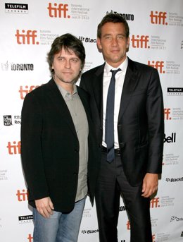 Juan Carlos Fresnadillo Y Clive Owen