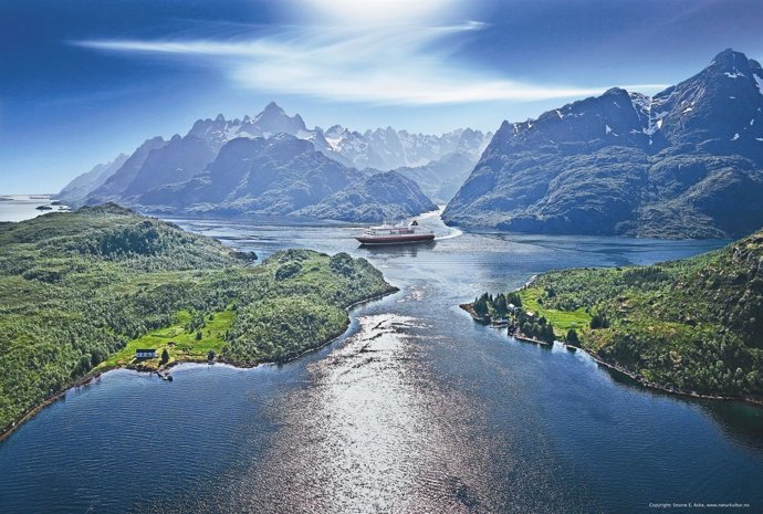 Crucero De Hurtigruten