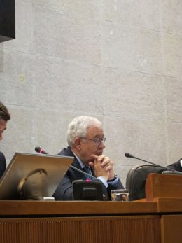 El Presidente De Las Cortes De Aragón, José Ángel Biel
