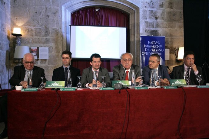 Presentación Del Nuevo Órgano