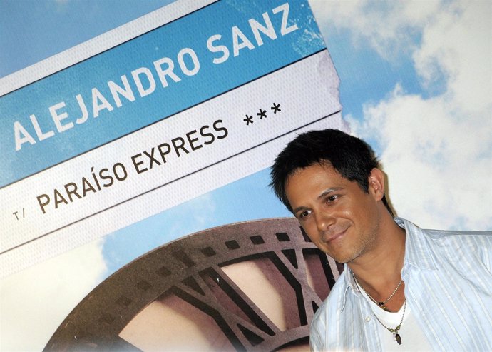 El cantante Alejandro Sanz en la presentación de 'Paraíso Express'