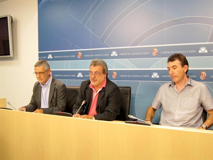 Agustín Prieto (Izda), José María González (Centro) Y Ángel Hernández (Dcha)