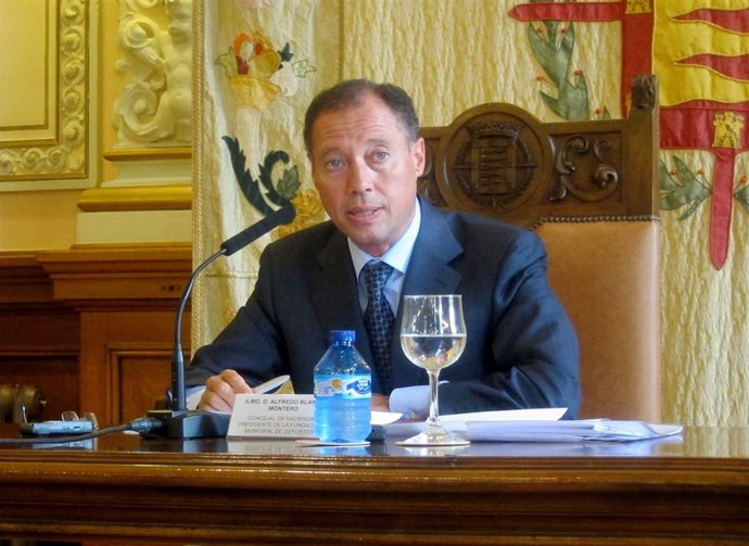 Alfredo Blanco, Durante Su Comparecencia Ante Los Medios