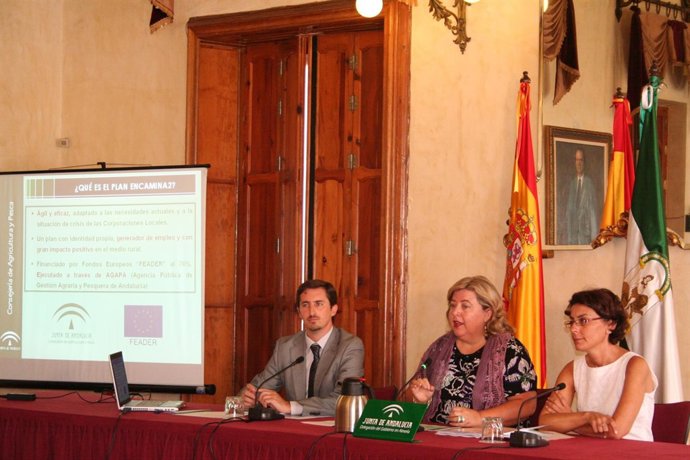 Aguilera Presenta El Plan 'Encamina2' En Almería 