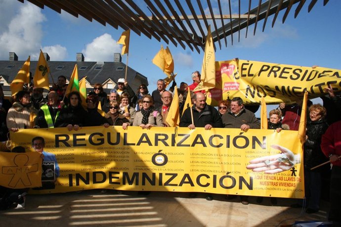 Movilización De Los Afectados Por Sentencias De Derribo