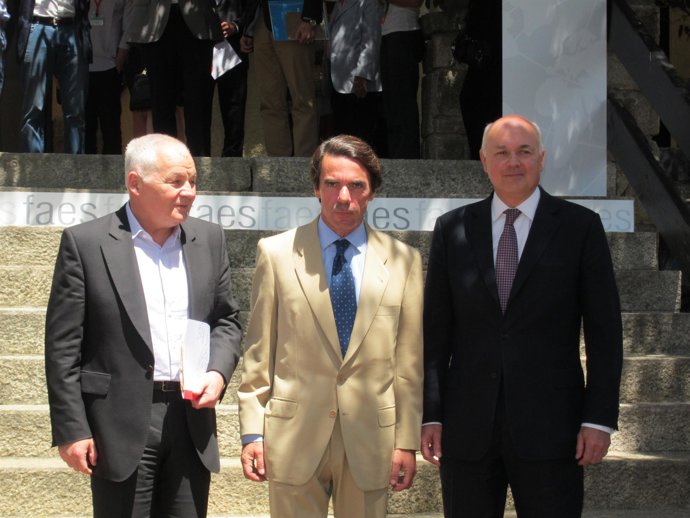 El Ex Presidente Del Gobierno José María Aznar En La Inauguración Cursos FAES