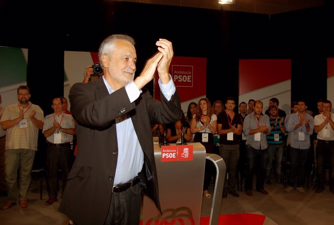 Secretario General Del PSOE, José Antonio Griñán, En Conferencia Política