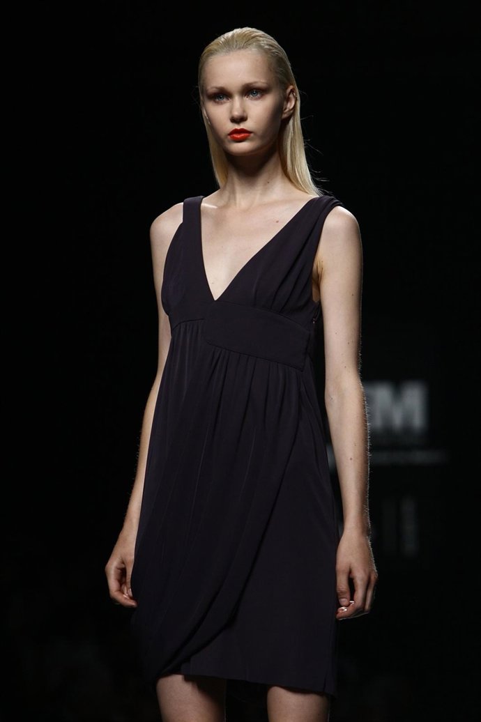 Modelo De Roberto Torretta En Cibeles